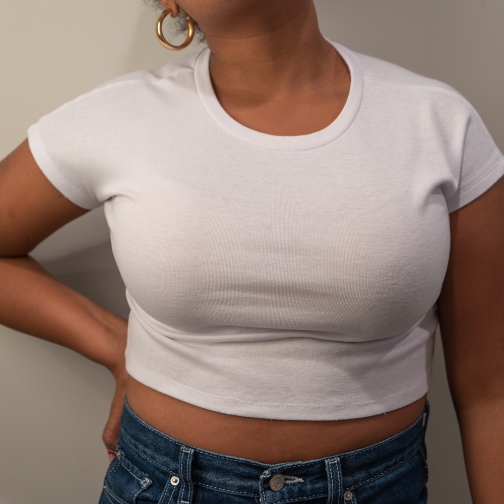 Basic White Tee - Picture 2 of 3